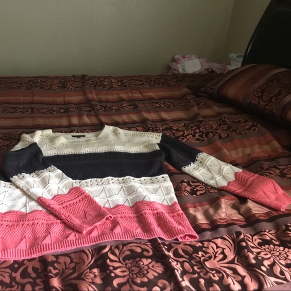 Papaya Sweaters - Sweater