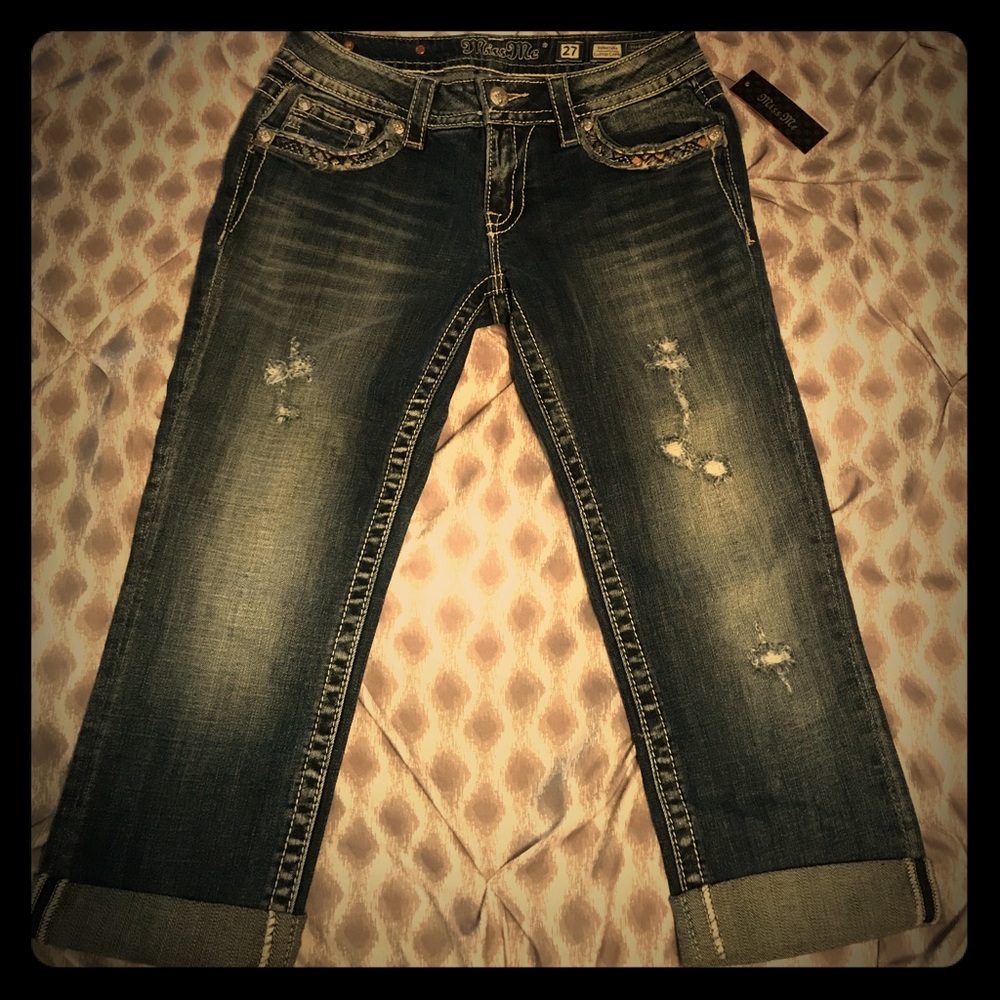 NWT Miss Me Cuffed Capris