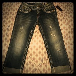 NWT Miss Me Cuffed Capris
