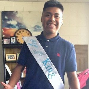 Meet your Posher, Luis
