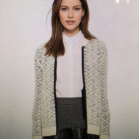 Club Monaco Sweaters - Club Monaco. Lana Sweater.