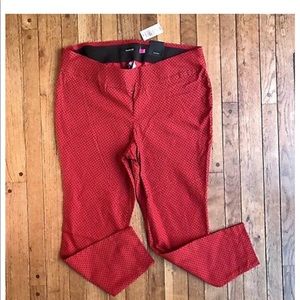 Torrid Pixie Pants Size 3 NWT
