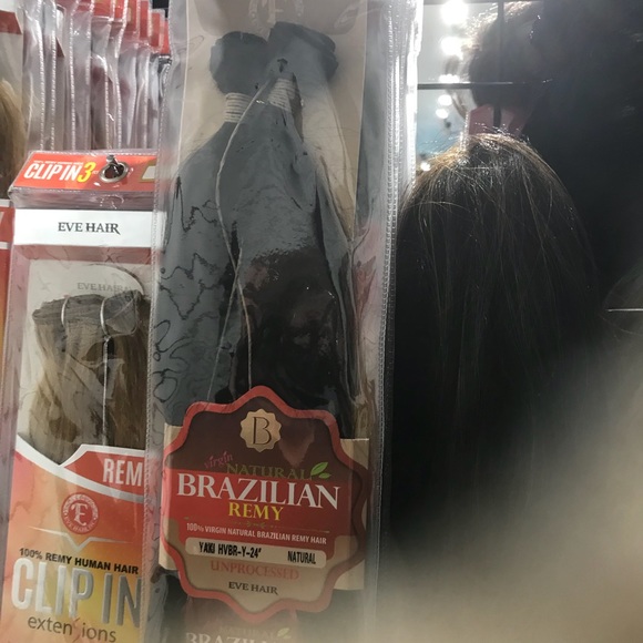 Brazilian Virgin Remy Human hair 24 Inch Bundle