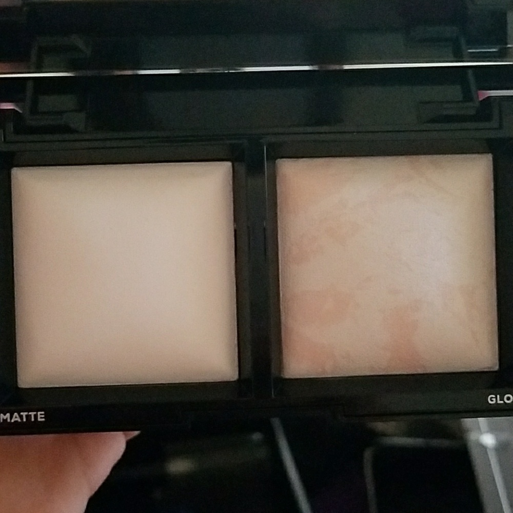 bareMinerals Invisible Light
