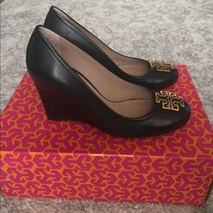 Tory Burch Wedge- sale price!