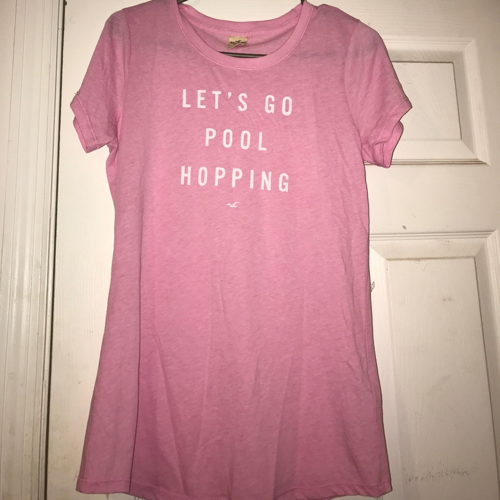 Hollister t shirt!