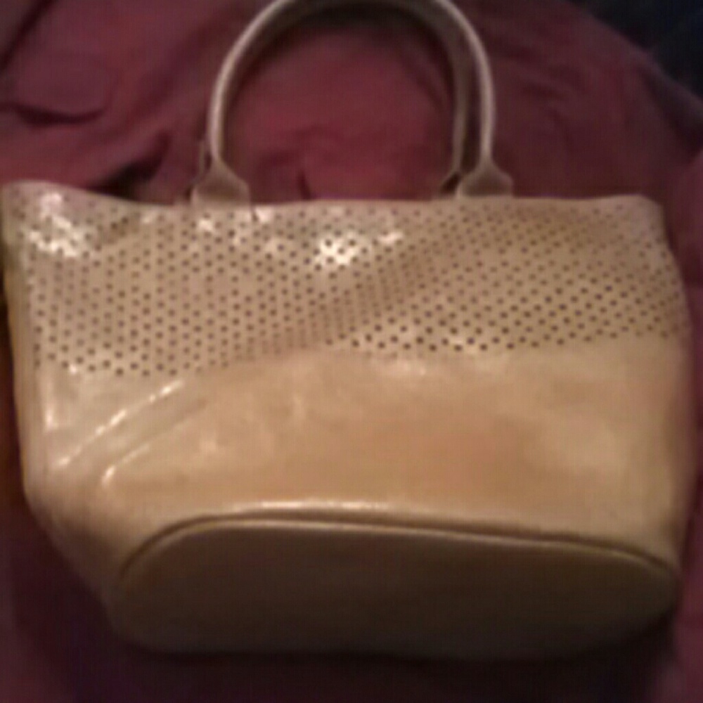 Tote bag by Bill Blass Sport