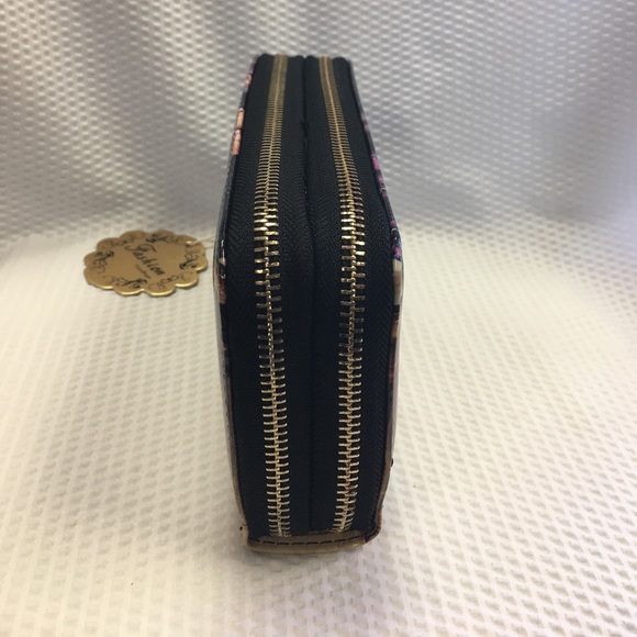 Obama Family High Gloss Portrait Wallet - Picture 4 of 8