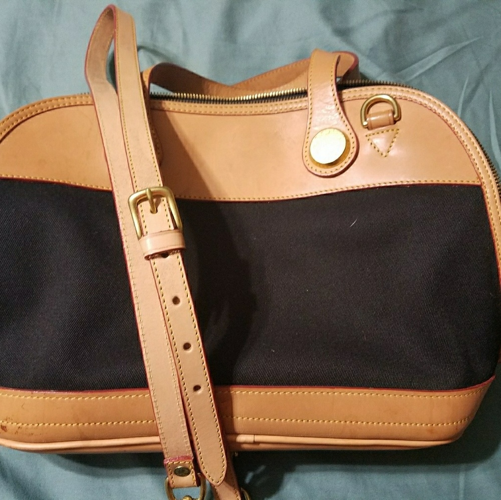 Dooney & Bouke Purse