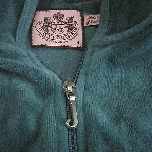 Authentic Juicy Couture hooded velour sweatshirt - Picture 2 of 3