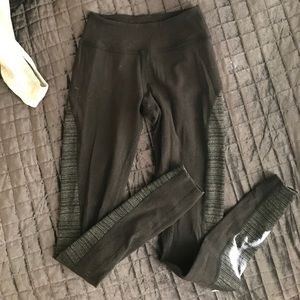 Beyond yoga leggings