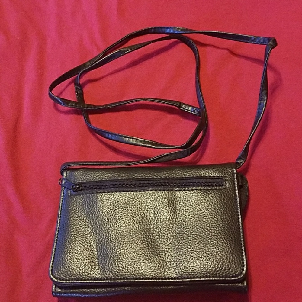 Small crossbody organizer