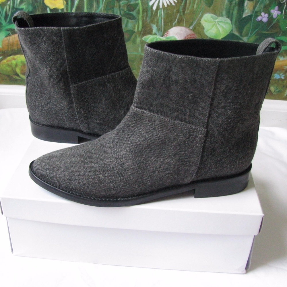 Theyskens' Theory Ankle Boot New Size 38