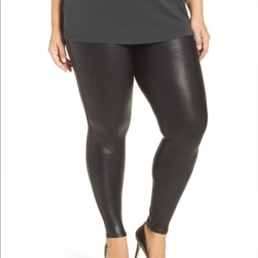 Torrid Faux Leather Leggings Size 3