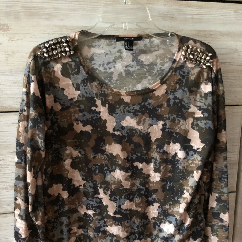 Camouflage, long-sleeved top, size Small