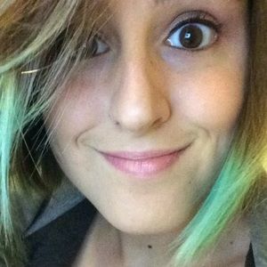 Meet your Posher, Amy