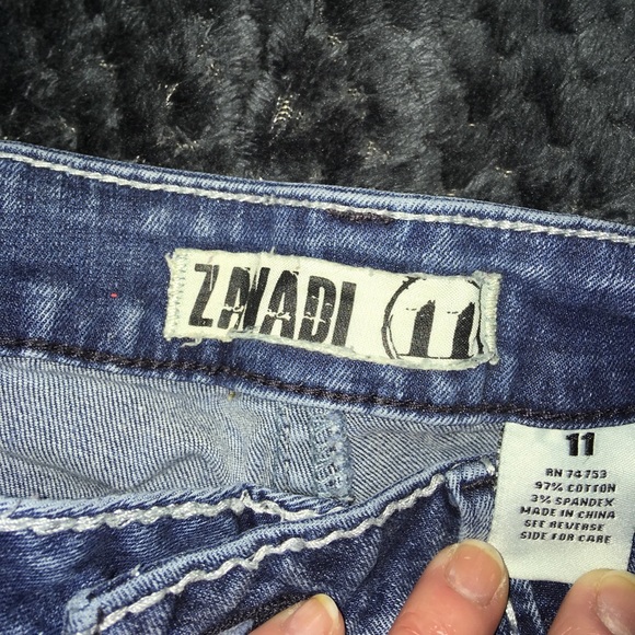 Jeans - Picture 3 of 5