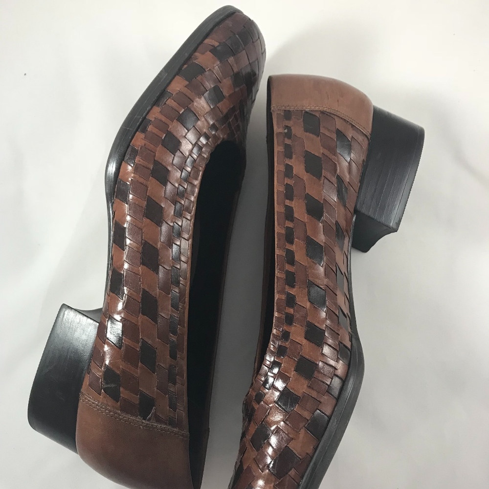 Cute Brown Trotters Heels for Women- Size 7 1/2