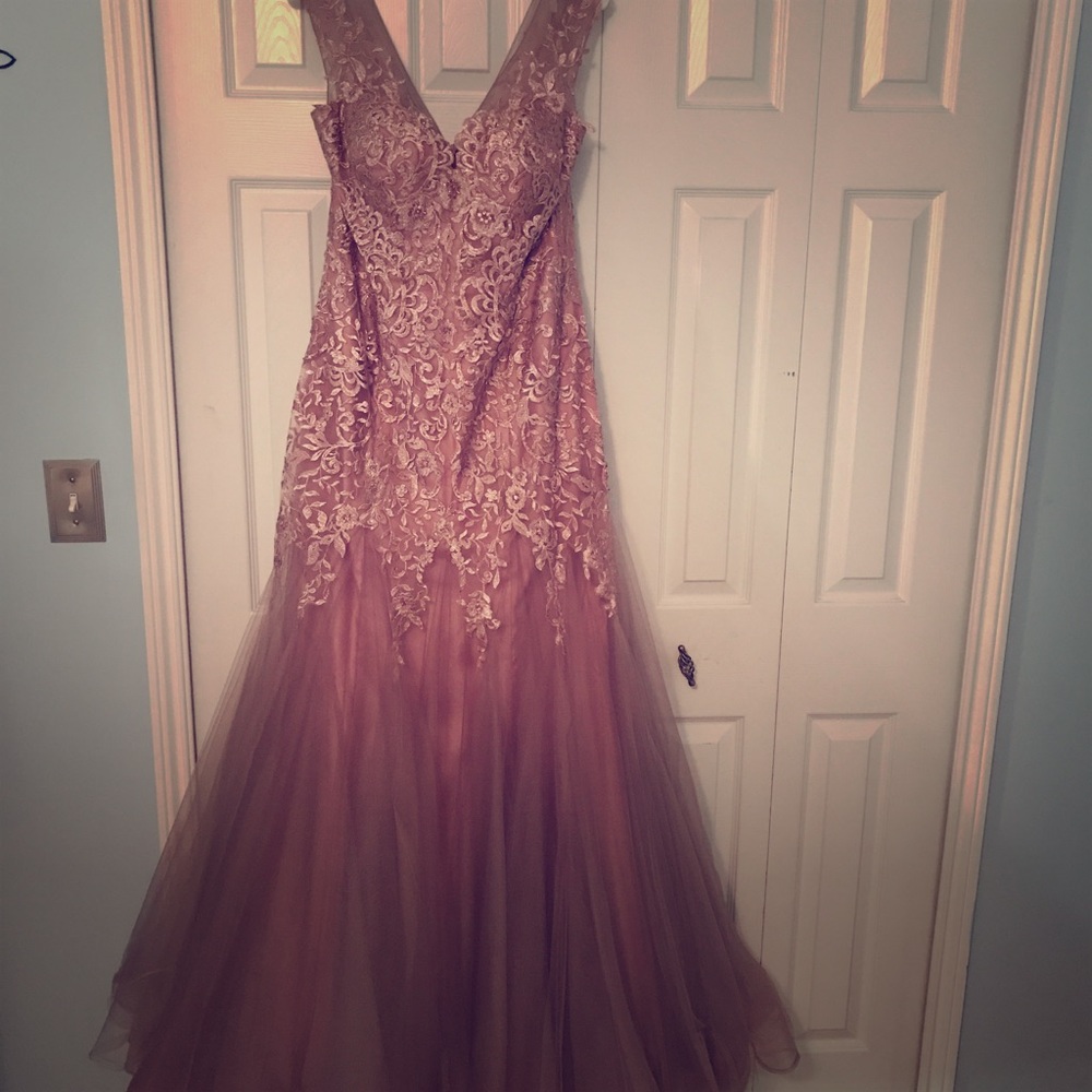 Mother of the bride/groom or formal event gown