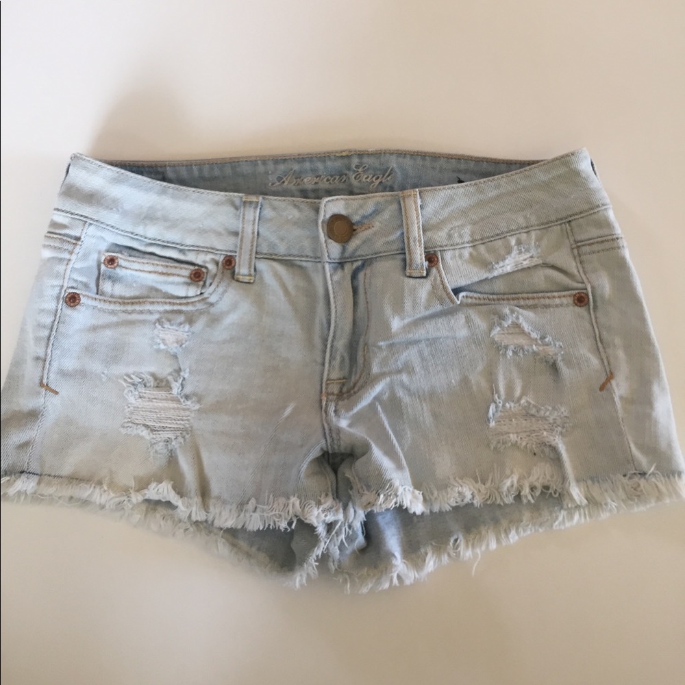 Light wash American Eagle Cut-Off Shorts