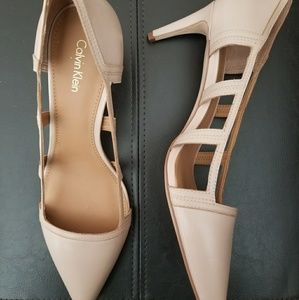 Brand new, never used Calvin Klein pumps
