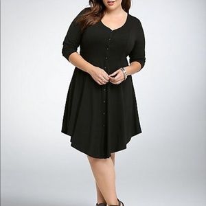 Torrid 3/4 Sleeve Black Henley Dress- NWOT Size 3