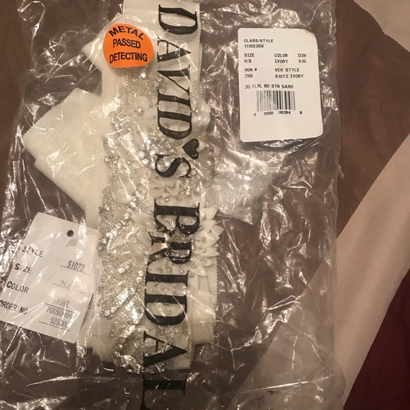 david’s bridal Accessories - Rhinestone Ribbon for wedding dress.