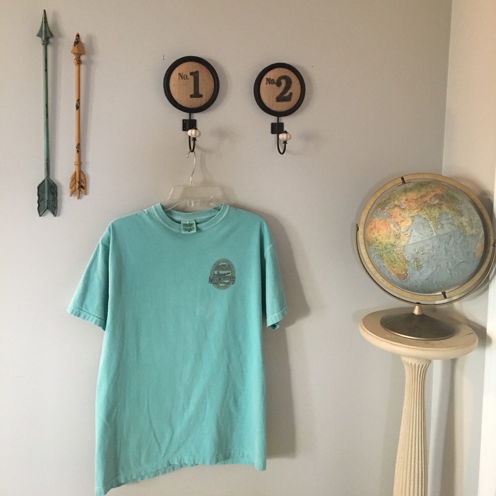 Comfort Colors Medium Lake Martin tshirt