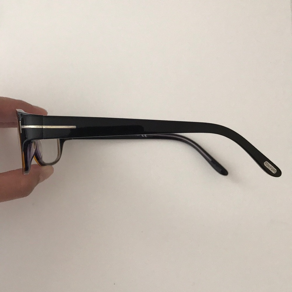 Additional pictures of Tom Ford prescription frame