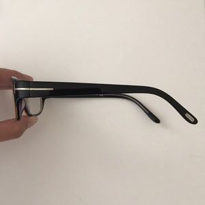 Additional pictures of Tom Ford prescription frame