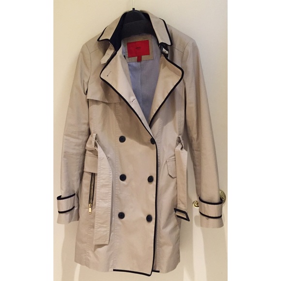 SOLD - Contrast Trim Trench Coat - Picture 2 of 8