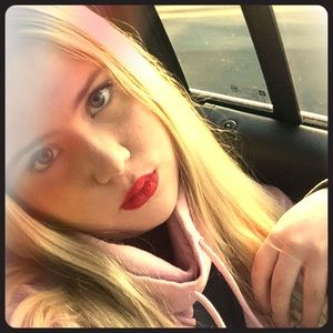 Meet your Posher, Meghan