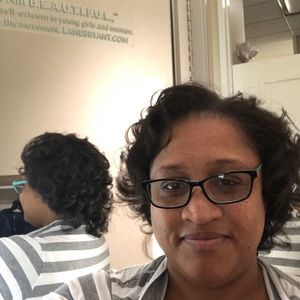 Meet your Posher, Angela