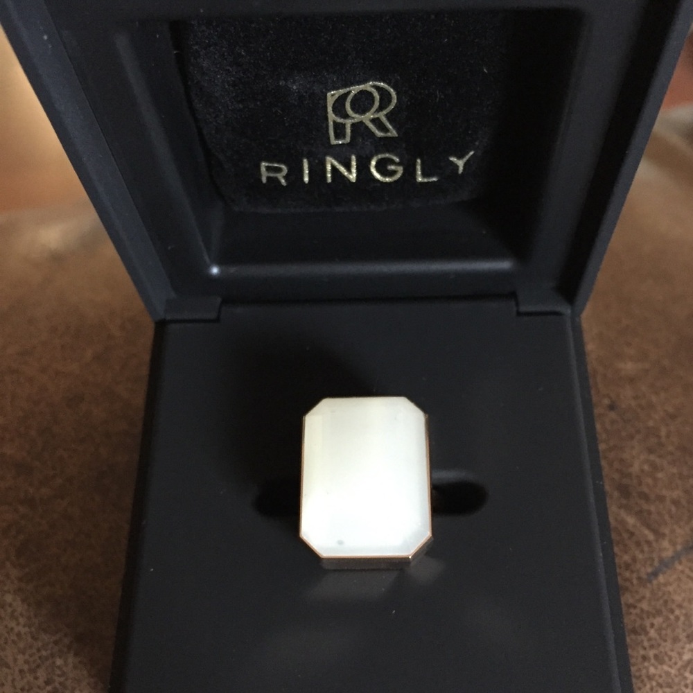 Daydream RINGLY size 7!!! Never worn, brand new!