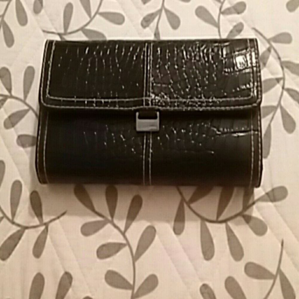 Liz Claiborne wallet