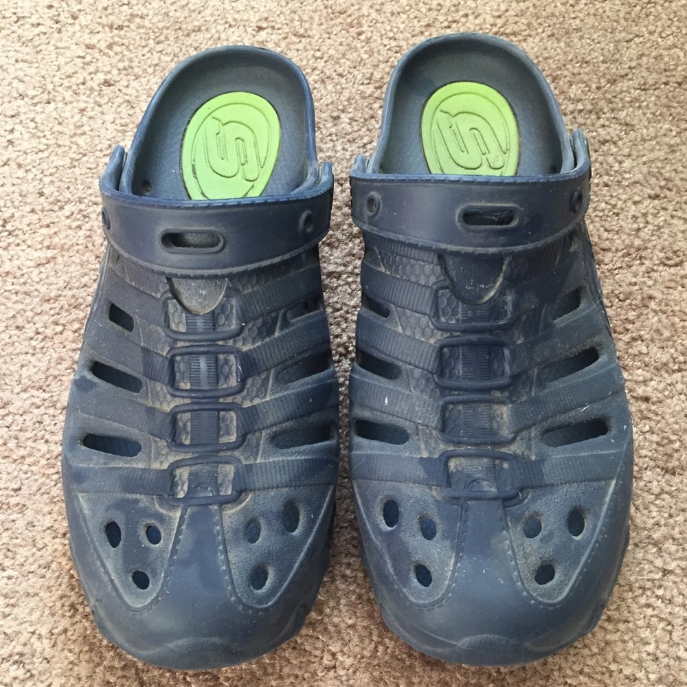 Skecher shoes