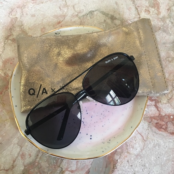 Quay Australia Accessories - Quay X Shay Vivienne Sunglasses