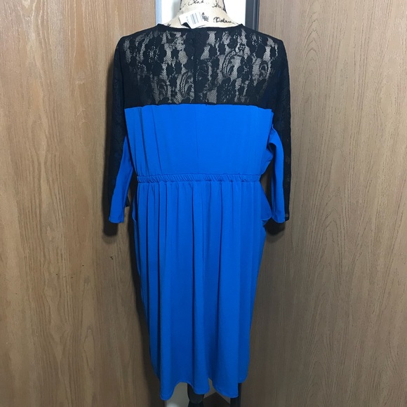 Torrid Faux Wrap Surplice Dress Lace Back Pockets - Picture 4 of 8