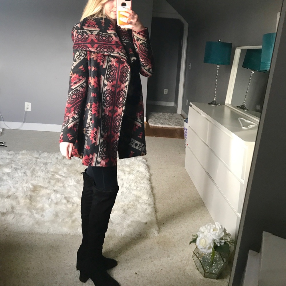 ❄️Francesca's Black and Maroon Winter Coat