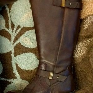 Brown boots