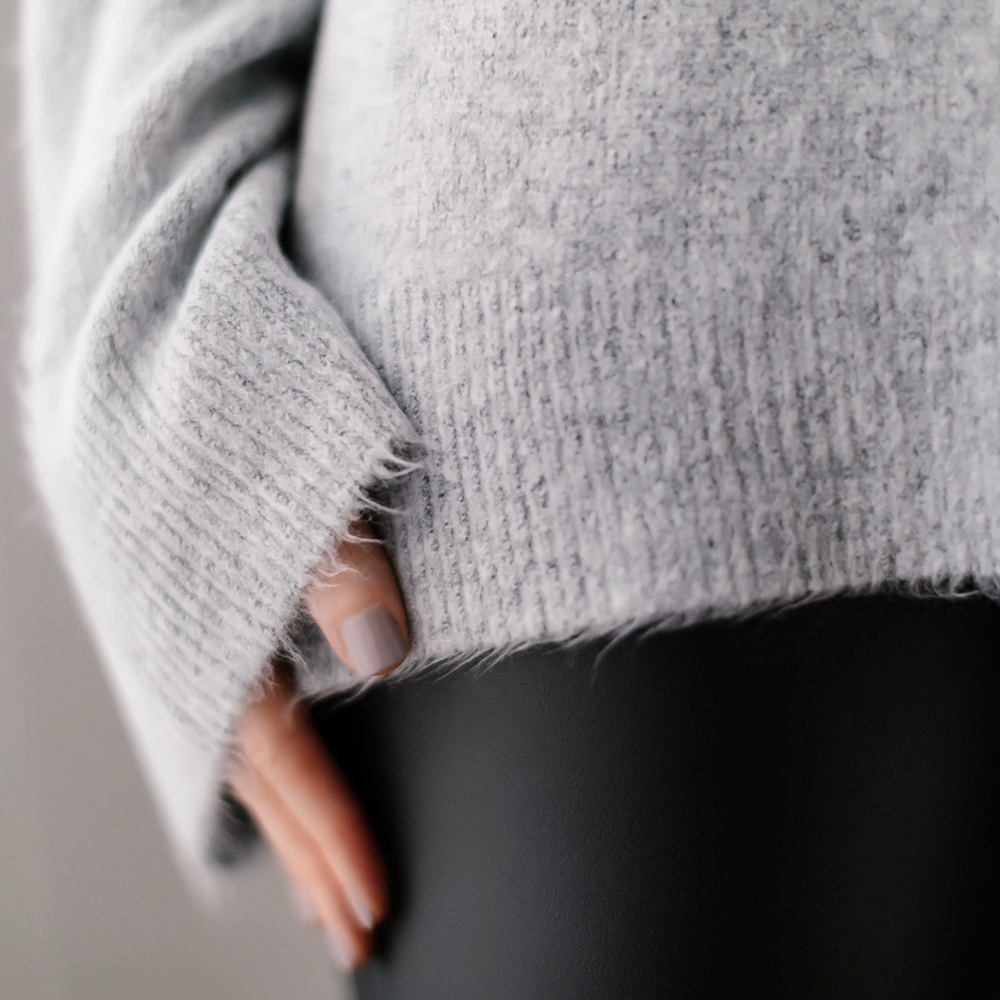 🔃Gramercy Soft Fuzzy Turtleneck - Picture 3 of 8