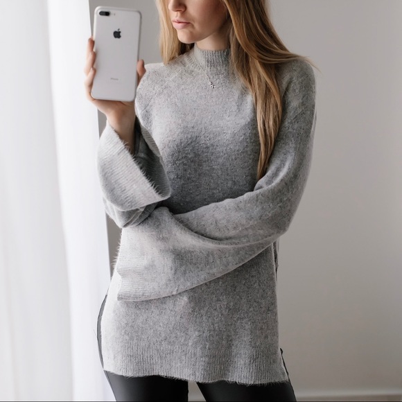 🔃Gramercy Soft Fuzzy Turtleneck - Picture 6 of 8