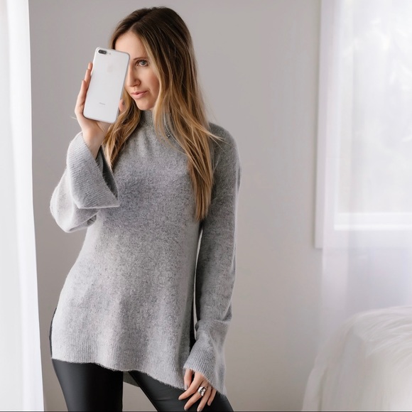 🔃Gramercy Soft Fuzzy Turtleneck - Picture 2 of 8