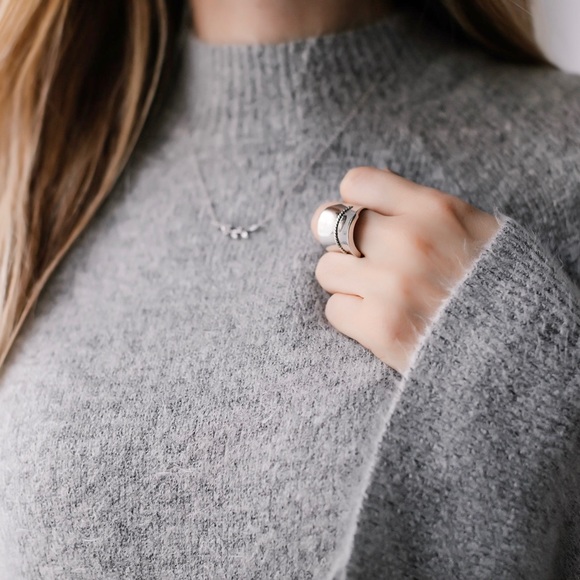 🔃Gramercy Soft Fuzzy Turtleneck - Picture 5 of 8