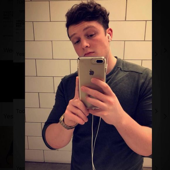 Meet your Posher, Alex - Picture 1 of 1