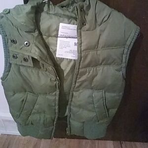 Areopostale down vest