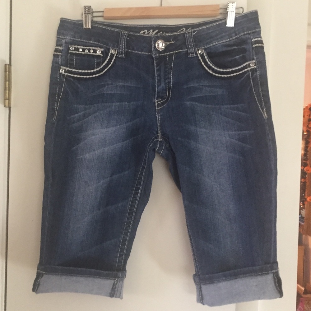 Miss Chic Knee-Length Shorts