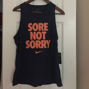 Nike top