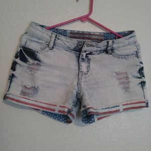 Vanilla star shorts