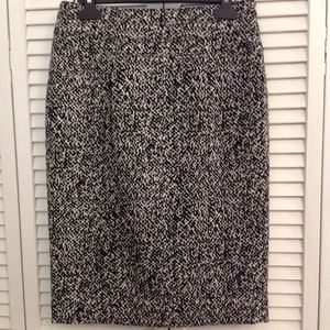 WHBM Black & White Wool blend Skirt